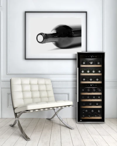 Caso WineComfort 38 Black | Frigo vino per la tua collezione WineComfort 38 Black
